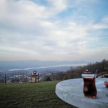 וילה Masukiye Panorama קוג'לי