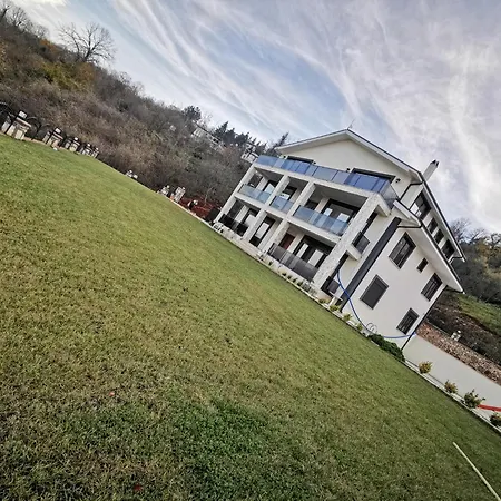 Masukiye Panorama Villa *